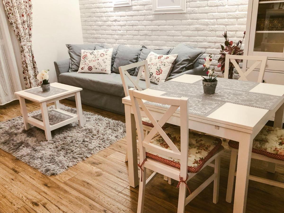 Apartament Luscinia Z 2 Sypialniami Краков Экстерьер фото